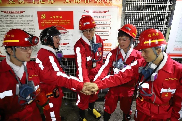 “三优两提高”——曹家滩煤矿的“制胜法宝” “三优两提高”——曹家滩煤矿的“制胜法宝”