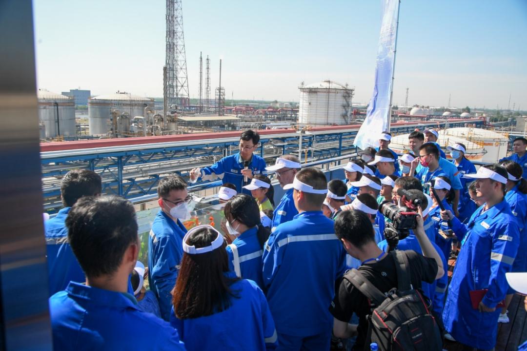 中国石油开放日走进华北石化活动在河北任丘举行