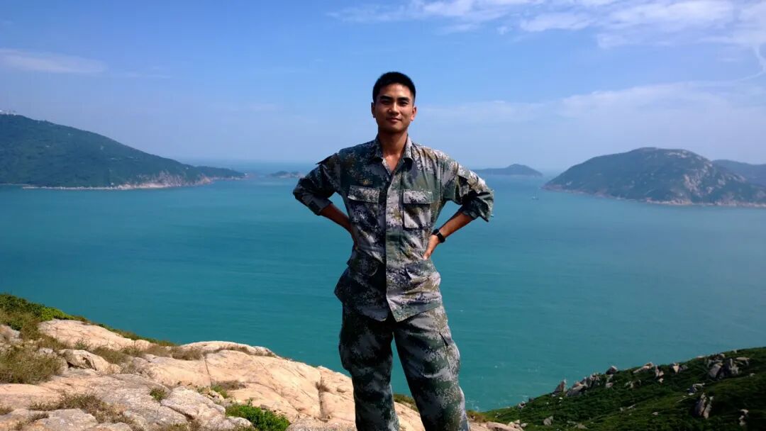 “90后”彭旭东：从驻港部队战士到“蓝焰卫士”！