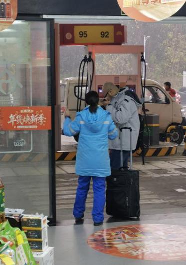 春运归途，重庆六百座驿站的温情守候