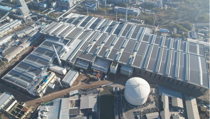 为钢厂戴上“蓝帽子” 建筑光伏助力钢铁行业低碳转型